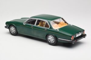 Jaguar XJ Series III Tamsiai Žalias MCG 1:18 MCG18175 Metalas - nuotrauka 5 iš 6