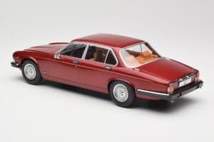Jaguar XJ Series III Metallic Dark Red MCG 1:18 MCG18176 Metalas - nuotrauka 5 iš 6