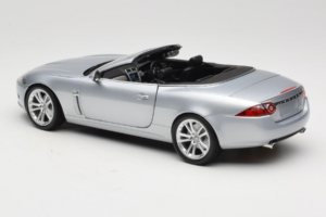 Jaguar XK X150 Kabrioletas Sidabrinis Minichamps 1:18 153130533 Metalas - nuotrauka 7 iš 8