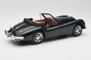 Jaguar XK140 Drophead Coupe Juodas Sun Star 1:18 2802 Metalas - nuotrauka 3 iš 8