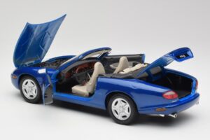 Jaguar XK8 X100 Kabrioletas Azure Mėlynas Maisto 1:18 50286 Metalas - nuotrauka 5 iš 8