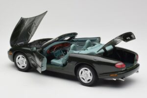 Jaguar XK8 X100 Kabrioletas British Racing Žalias Maisto 1:18 50285 Metalas - nuotrauka 5 iš 8