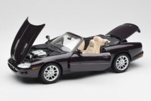 Jaguar XKR X100 Kabrioletas Pilkas Maisto 1:18 50331 Metalas - nuotrauka 2 iš 8