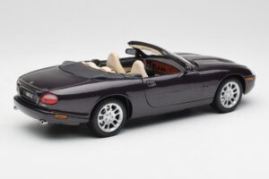 Jaguar XKR X100 Kabrioletas Pilkas Maisto 1:18 50331 Metalas - nuotrauka 3 iš 8