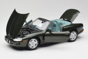 Jaguar XKR X100 Kabrioletas Žalias Maisto 1:18 37800-M1 Metalas - nuotrauka 2 iš 8