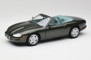 Jaguar XKR X100 Kabrioletas Žalias Maisto 1:18 37800-M1 Metalas