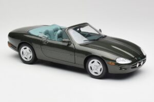 Jaguar XKR X100 Kabrioletas Žalias Maisto 1:18 37800-M1 Metalas - nuotrauka 6 iš 8