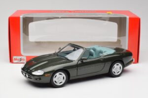 Jaguar XKR X100 Kabrioletas Žalias Maisto 1:18 37800-M1 Metalas - nuotrauka 8 iš 8