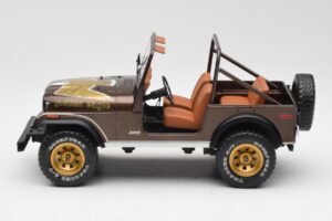 Jeep CJ-7 Golden Eagle Žalias MCG 1:18 MCG18109 Metalas - nuotrauka 3 iš 6