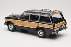 Jeep Grand Wagoneer Juodas KK-Scale 1:18 KKDC181113 Metalas - nuotrauka 5 iš 6