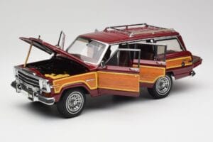 Jeep Grand Wagoneer Classic Raudonas AUTOart 1:18 74002 Metalas - nuotrauka 2 iš 8