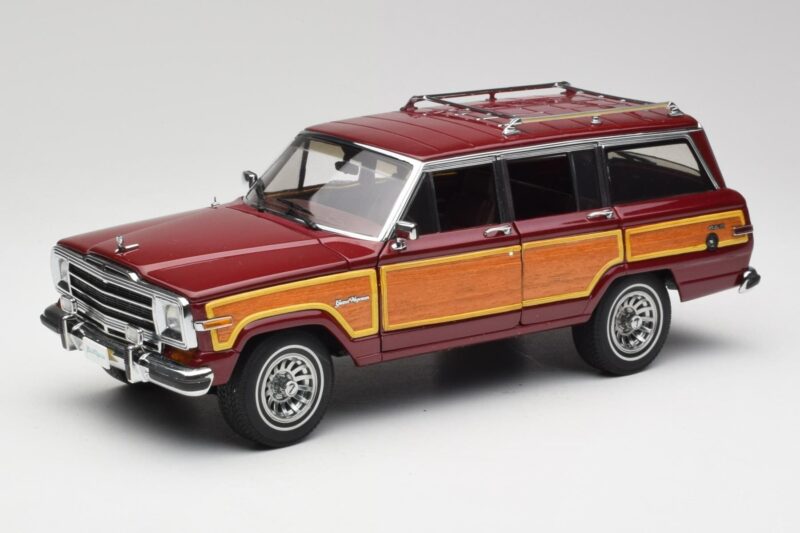 Jeep Grand Wagoneer Classic Raudonas AUTOart 1:18 74002 Metalas
