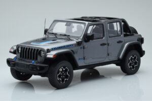 Jeep Wrangler 4xe Sidabrinis GT Spirit 1:18 GT419 Derva