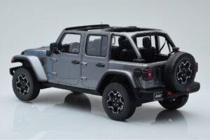 Jeep Wrangler 4xe Sidabrinis GT Spirit 1:18 GT419 Derva - nuotrauka 5 iš 6
