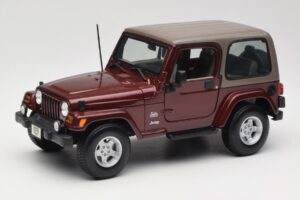 Jeep Wrangler TJ Sahara Raudonas Maisto 1:18 31662 Metalas