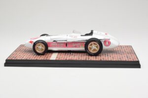 Watson Roadster #8 P. Flaherty John Zink Racing Indianapolis 500 Winner 1956 Carousel 1 1:18 143000 Metalas