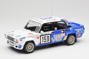 Lada 2105 VFTS #159 E. Tumalevicius 1000 Lakes Rally 1987 IXO 1:18 18RMC181B Metalas