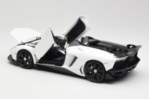 Lamborghini Aventador J Baltas AUTOart 1:18 74674 Metalas - nuotrauka 5 iš 8