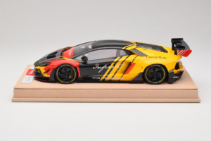 Lamborghini Aventador Liberty Walk Infinite Juodas Geltonas Timothy & Pierre 1:18 REMC035 Metalas
