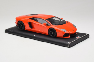 Lamborghini Aventador Oranžinis MR Collection 1:18 LAMB064 Derva - nuotrauka 4 iš 6