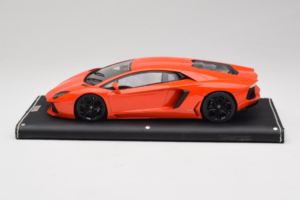 Lamborghini Aventador Oranžinis MR Collection 1:18 LAMB064 Derva