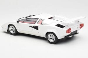 Lamborghini Countach LP500S Baltas Kyosho 1:18 08320E Metalas - nuotrauka 7 iš 8