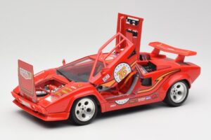 Lamborghini Countach Raudonas Bburago 1:18 3047 Metalas - nuotrauka 2 iš 8