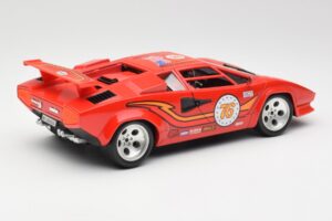 Lamborghini Countach Raudonas Bburago 1:18 3047 Metalas - nuotrauka 3 iš 8