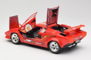 Lamborghini Countach Raudonas Bburago 1:18 3047 Metalas - nuotrauka 5 iš 8