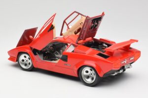 Lamborghini Countach Raudonas Bburago 1:18 3047-M1 Metalas - nuotrauka 5 iš 8