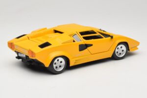 Lamborghini Countach TC Geltonas Tonka 1:18 09035-R1 Metalas - nuotrauka 3 iš 8