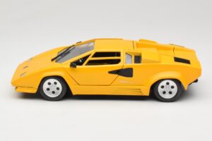 Lamborghini Countach TC Geltonas Tonka 1:18 09035-R1 Metalas - nuotrauka 4 iš 8