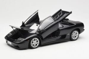Lamborghini Diablo 6.0 Juodas AUTOart 1:18 74528 Metalas - nuotrauka 2 iš 8