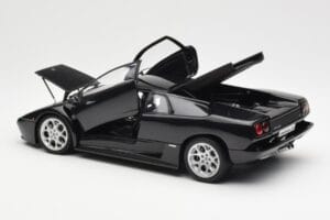 Lamborghini Diablo 6.0 Juodas AUTOart 1:18 74528 Metalas - nuotrauka 5 iš 8