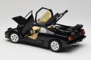 Lamborghini Diablo Juodas Mira 1:18 6107 Metalas - nuotrauka 5 iš 8