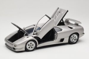 Lamborghini Diablo Sidabrinis AUTOart 1:18 70071 Metalas - nuotrauka 2 iš 8