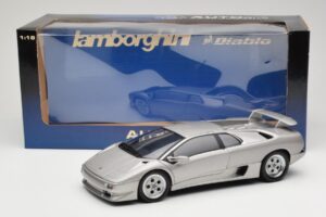 Lamborghini Diablo Sidabrinis AUTOart 1:18 70071 Metalas - nuotrauka 8 iš 8