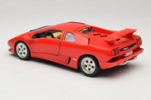 Lamborghini Diablo Raudonas Bburago 1:18 3041-M1 Metalas - nuotrauka 7 iš 8