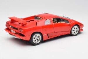 Lamborghini Diablo Raudonas Bburago 1:18 3028-M1 Metalas - nuotrauka 3 iš 8