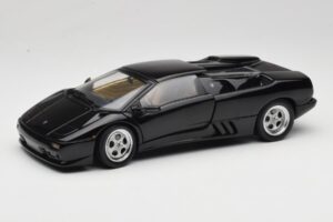 Lamborghini Diablo Roadster Juodas AUTOart 1:18 70093-R1 Metalas