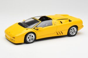 Lamborghini Diablo Roadster Geltonas AUTOart 1:18 70092 Metalas