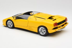 Lamborghini Diablo Roadster Geltonas AUTOart 1:18 70092 Metalas - nuotrauka 7 iš 8