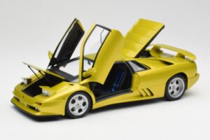 Lamborghini Diablo SE30 Anniversary Edition Geltonas Spyder AUTOart 1:18 79157 Metalas - nuotrauka 2 iš 8