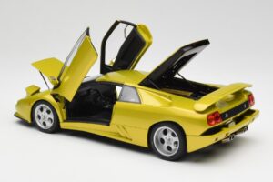 Lamborghini Diablo SE30 Anniversary Edition Geltonas Spyder AUTOart 1:18 79157 Metalas - nuotrauka 5 iš 8