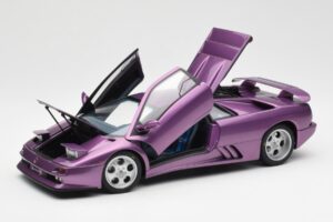 Lamborghini Diablo SE30 Jota Metallic Violetinis AUTOart 1:18 79142 Kompozitas - nuotrauka 2 iš 8