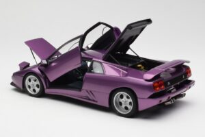 Lamborghini Diablo SE30 Jota Metallic Violetinis AUTOart 1:18 79142 Kompozitas - nuotrauka 5 iš 8