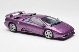 Lamborghini Diablo SE30 Jota Metallic Violetinis AUTOart 1:18 79142 Kompozitas - nuotrauka 6 iš 8