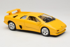 Lamborghini Diablo Geltonas Bburago 1:18 3041-M2 Metalas - nuotrauka 6 iš 8
