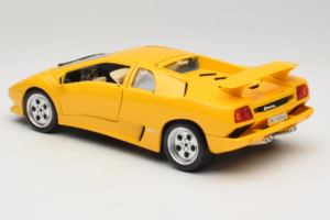 Lamborghini Diablo Geltonas Bburago 1:18 3041-M2 Metalas - nuotrauka 7 iš 8