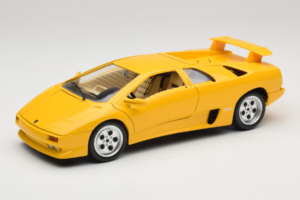 Lamborghini Diablo Geltonas Bburago 1:18 3041-M2 Metalas